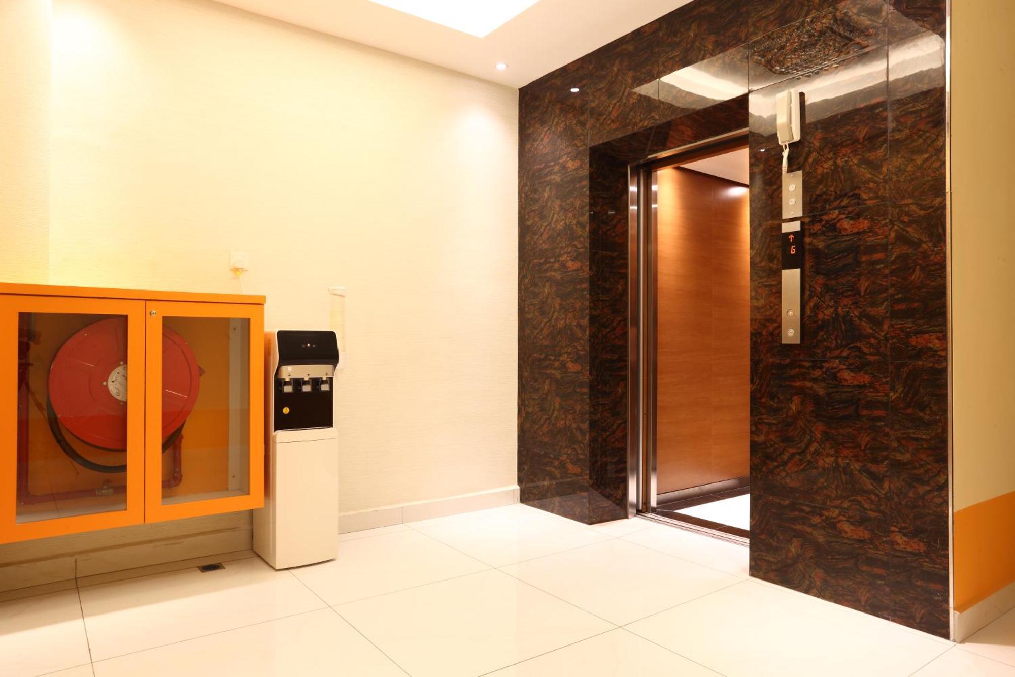 Yee Hotel Permas Jaya 新山 外观 照片
