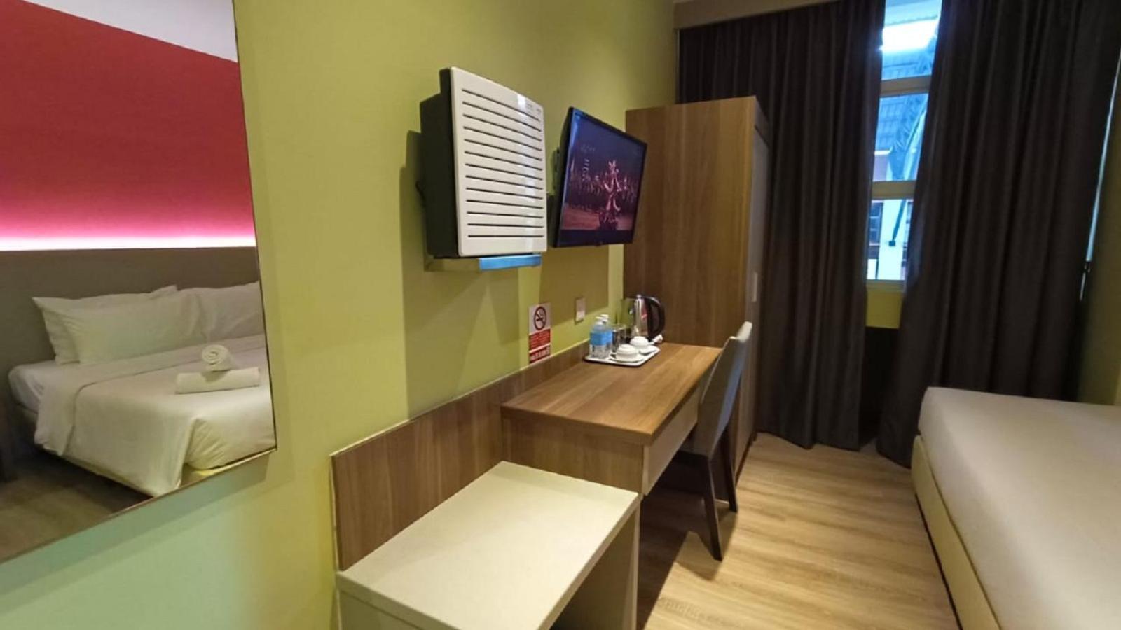 Yee Hotel Permas Jaya 新山 外观 照片