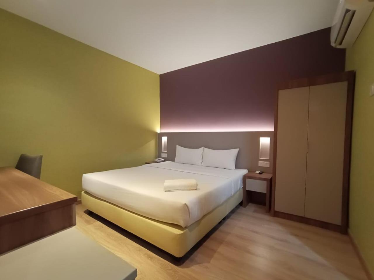 Yee Hotel Permas Jaya 新山 外观 照片